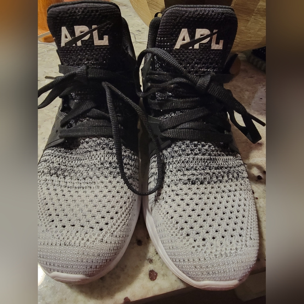 APL ASCEND HiTop Black & White Gradient. US 9 UK 6.5